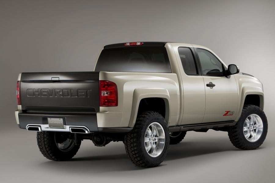  Chevrolet Silverado ZR2 Concept 2009 года  (фото 3 из 3)